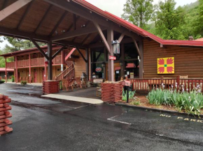 Smoky Falls Lodge Maggie Valley